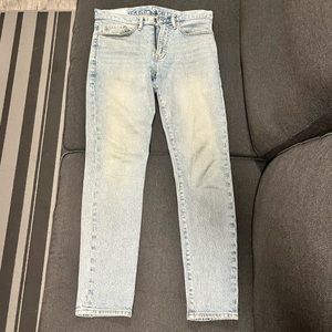GapFlex Slim Taper Jeans with Washwell